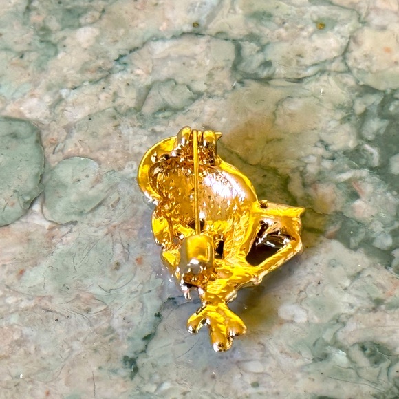 Iced Out Shiny Rhinestone Bird - Picture 3 of 3